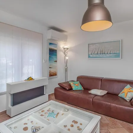 아파트 2 Bedroom Stunning In Barbat *